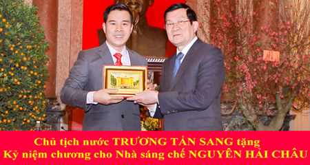 Chủ tịch nước Trương Tấn Sang trao tặng bằng khen